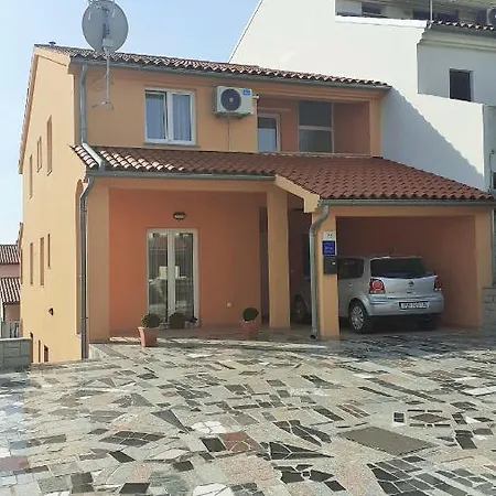 Apartamento Pranjic Pula